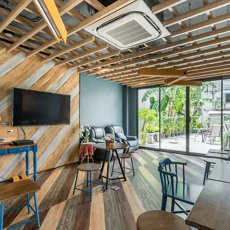 W Station Hotel