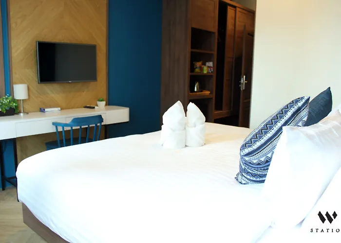 W Station Hotel